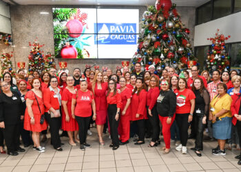 Encendido Navideño 2024 ilumina el Hospital Metro Pavía Caguas