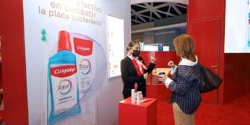 Colgate lanza en Puerto Rico su nuevo régimen de cuidado bucal en el Congreso de Salud Oral 2025