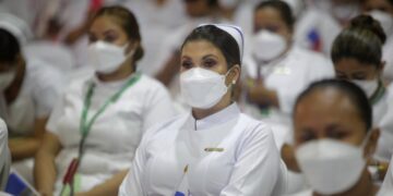 Crisis global en la enfermería: 86% reporta violencia en el trabajo