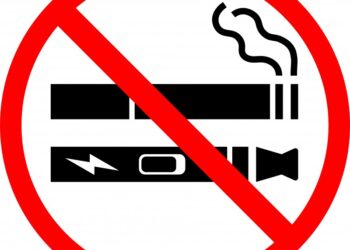 Estudio: Vaporizar y fumar es igual de riesgoso que solo fumar
