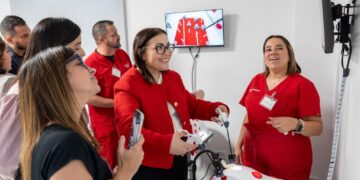 Johnson & Johnson inaugura centro educativo en Manatí para capacitar a profesionales de la salud