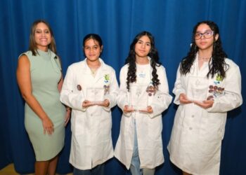 Fundación Amgen impulsa a las futuras embajadoras científicas