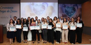 Impulsan el talento local con 21 becas para futuros profesionales de la salud