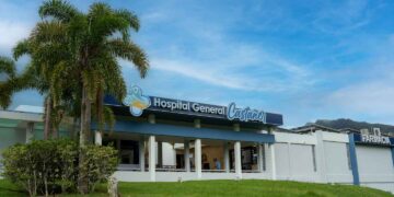 Hospital General de Castañer recibe reconocimiento nacional por excelencia en calidad clínica