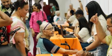 Feria de salud en Vieques lleva atención oncológica especializada a comunidades desatendidas