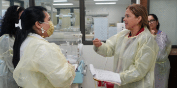 Programa federal valida proyecto de lactancia materna del Hospital Universitario de Adultos