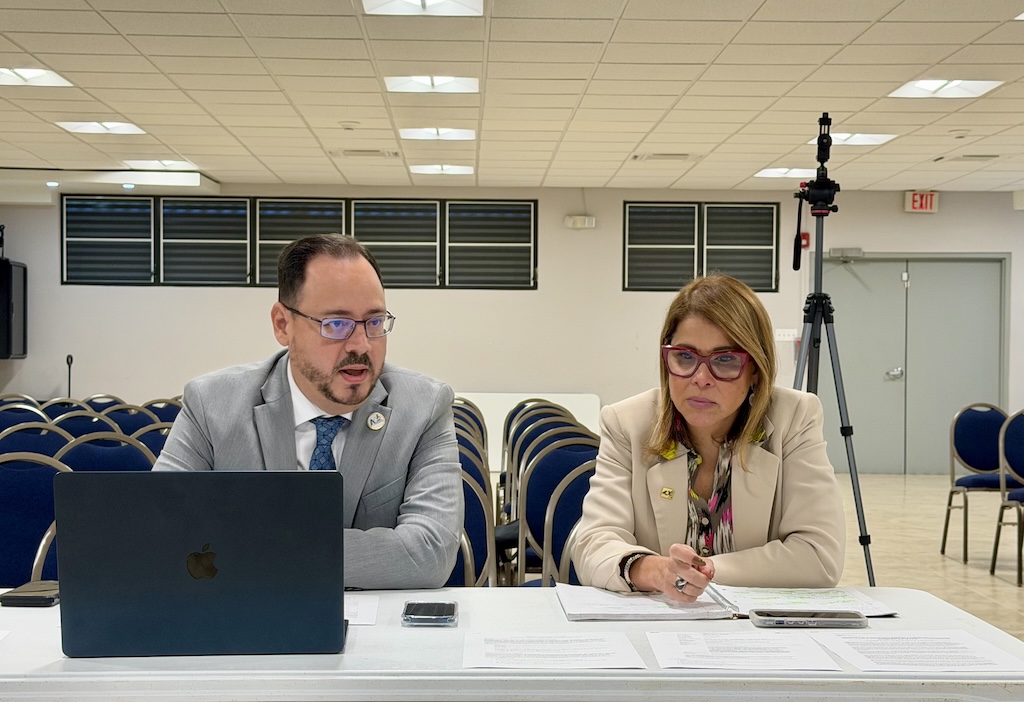 Laboratorios clínicos y tecnólogos médicos exigen retiro urgente de pruebas no autorizadas por la FDA