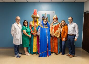 Los Reyes Magos llevan alegría y esperanza al Hospital UPR Dr. Federico Trilla