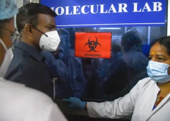 La India rebaja la alarma por el virus Nipah y confirma 196 pruebas negativas de contactos