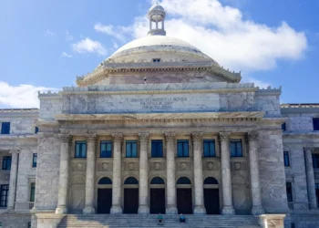 Representante Tito Fourquet solicita investigación sobre servicios para adultos con autismo