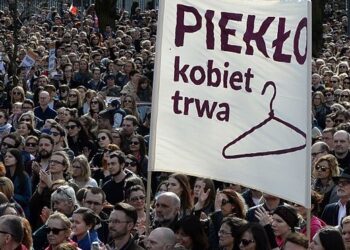 Tribunal revisa condena por muerte de embarazada y aviva debate sobre leyes de aborto en Europa